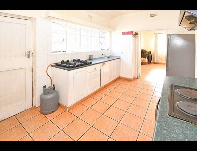 3 BEDROOM HOUSE TO LET IN SYDENHAM